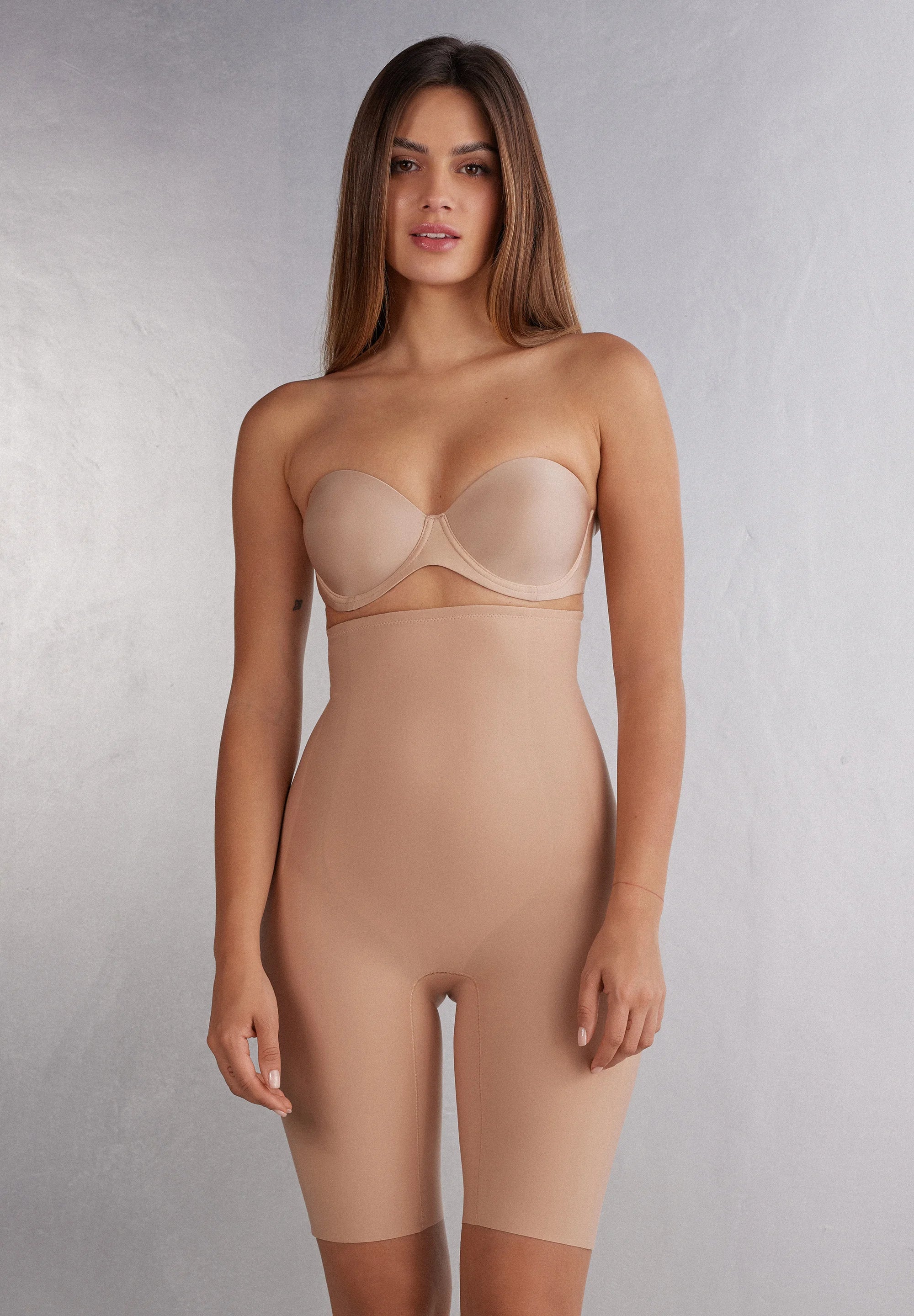 The Best Shapewear for Back Fat: Support with Confidence