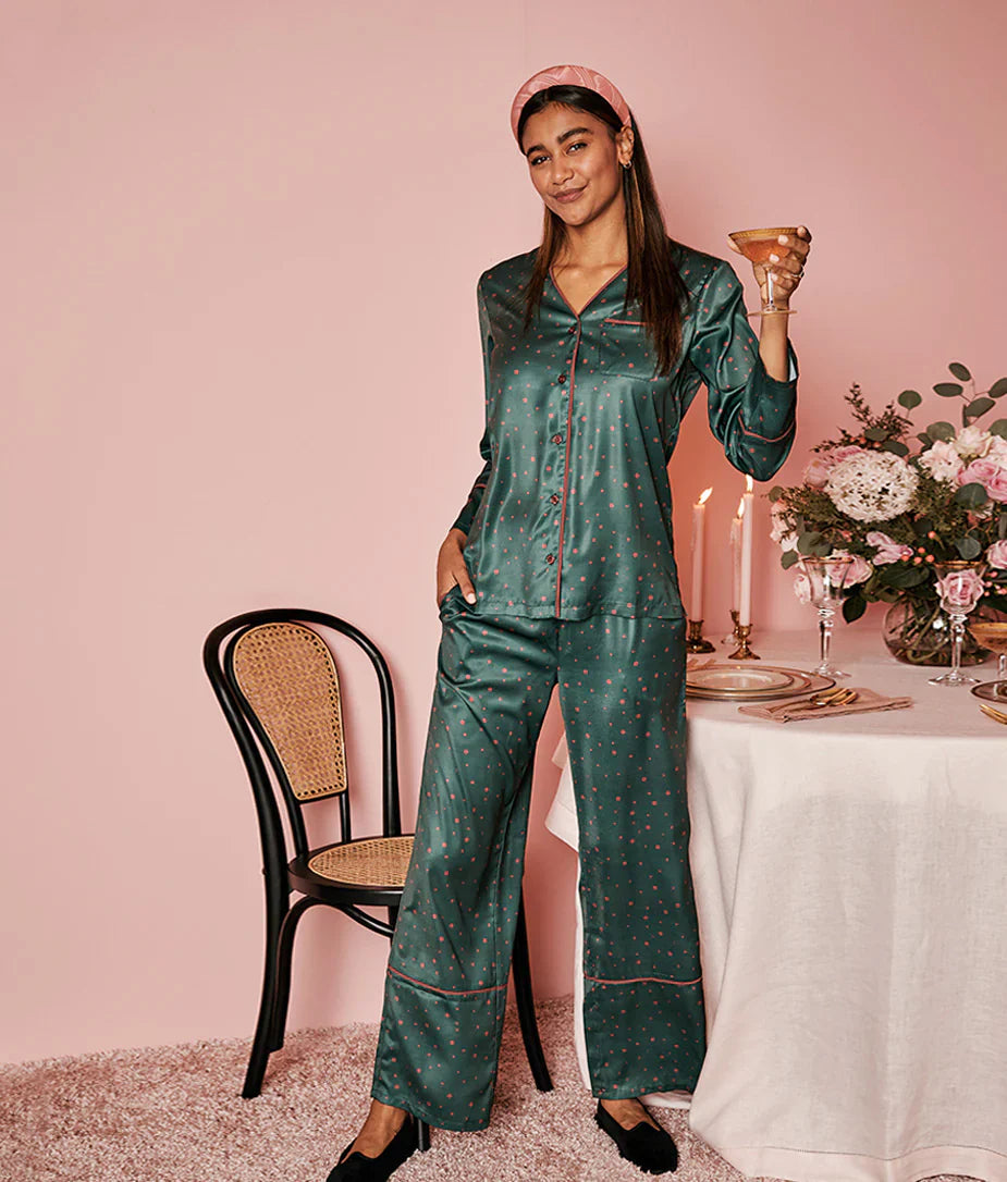 Romantic Sleepwear: Elevating Rest with Elegance