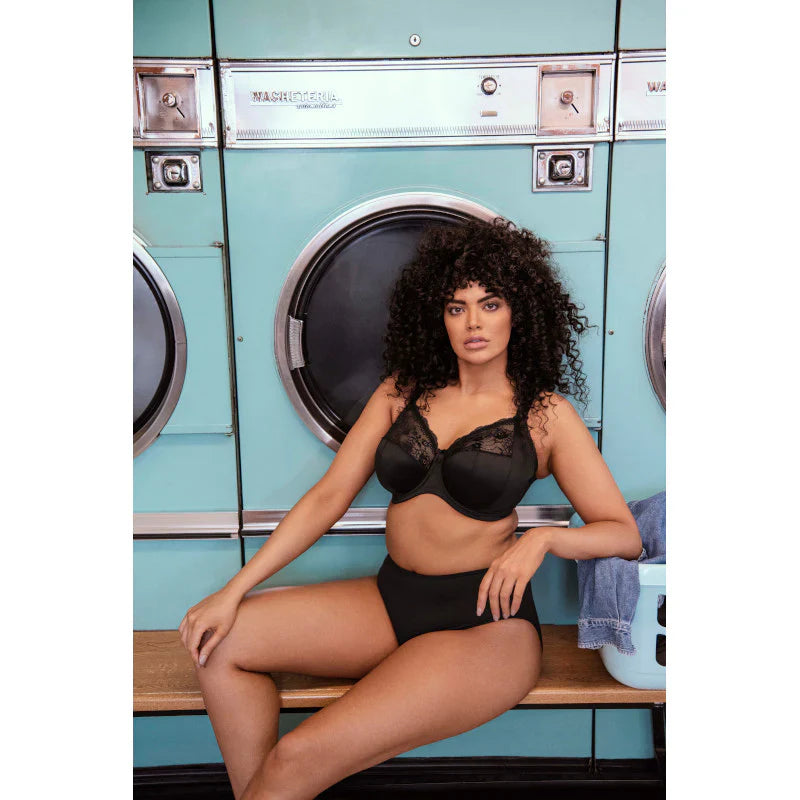 Big Brassieres: Expert Guide to Full-Bust Bra Support