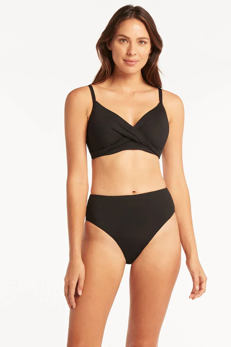 The E Cup Bra: Comfort and Support for Fuller Busts