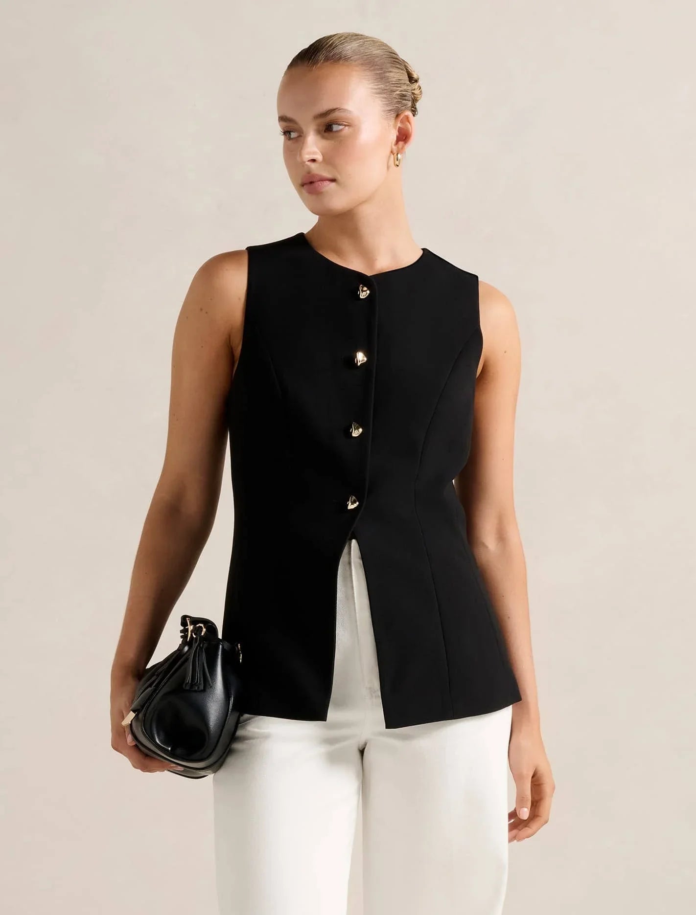 Work Tops for Large Bust: Stylish Comfortable Options