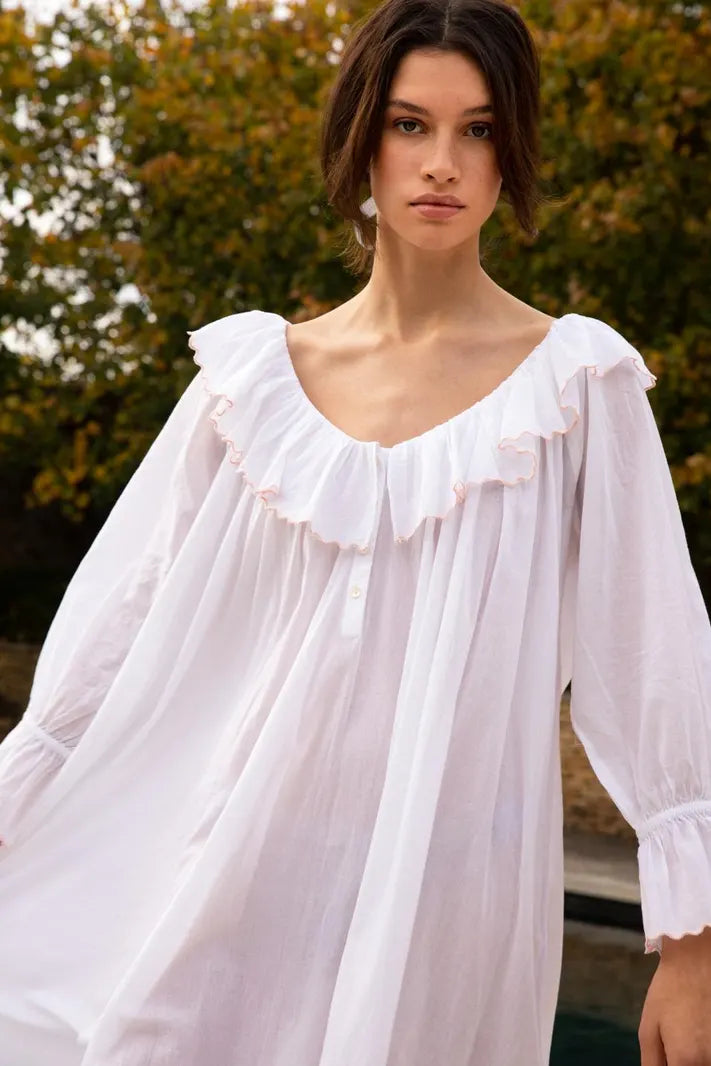 The Art of the Sexy Nightdress: Elegance After Dark