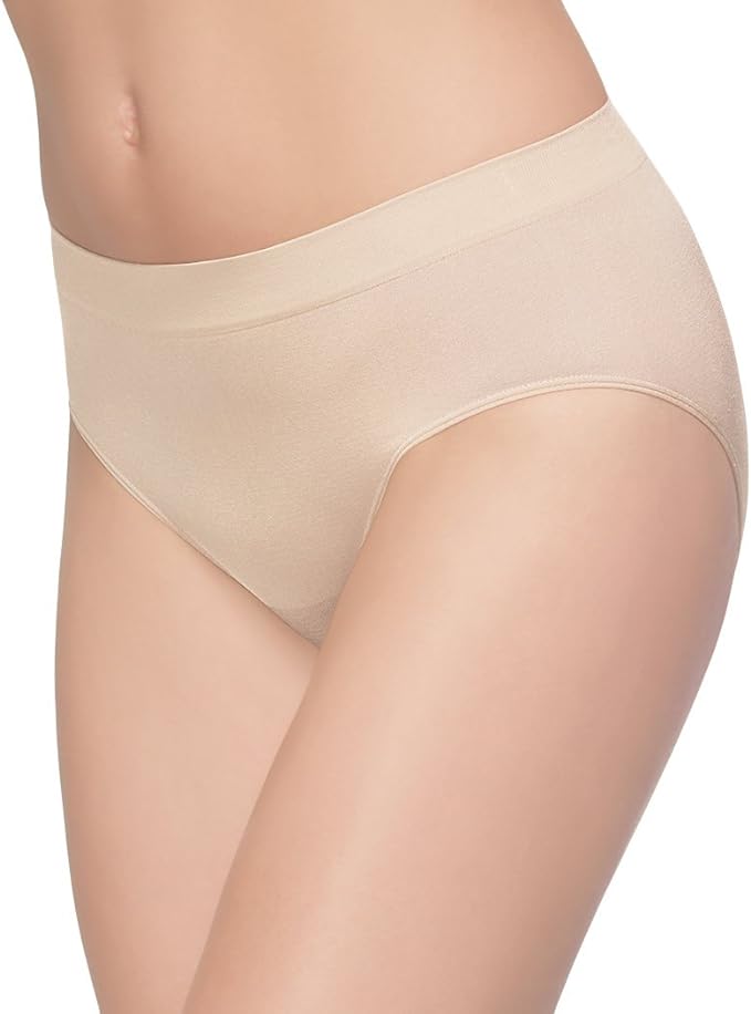 A Guide to Women’s Bottoms: Essential Lingerie Wardrobe
